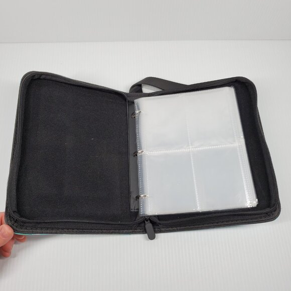 Moon Lab Studios TCG Zipper Binder Maltese Puppy 20 Sleeves 4 Slots Top Loaded - Picture 6 of 7